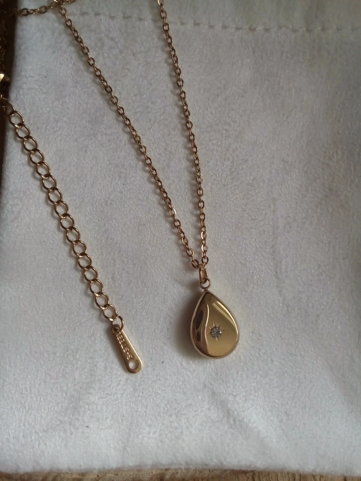 Colar pingente de gota de ouro em aço inoxidável dourado – photo 2